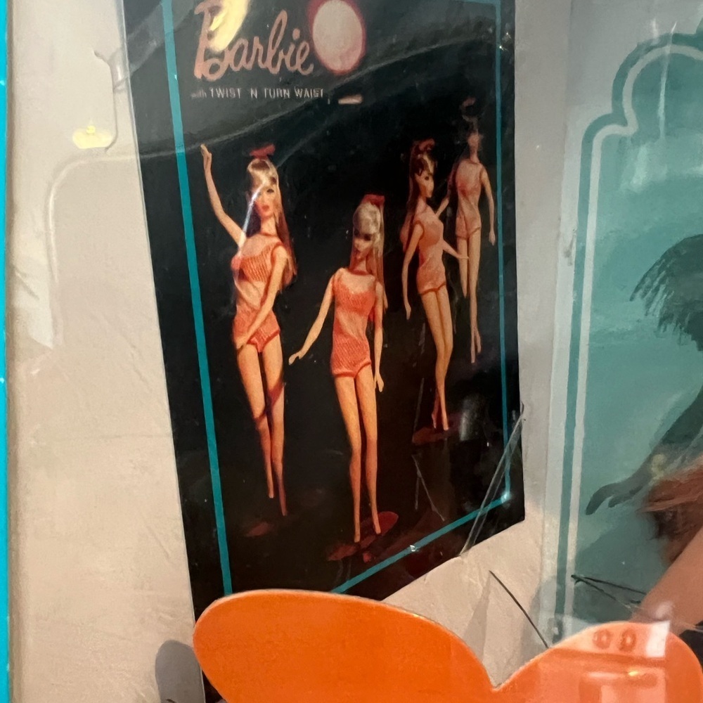 Barbie 50th Anniversary Doll in Pink Outfit - Picture 6 of 11